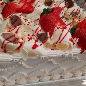 imagem do produto Morango com bombons 