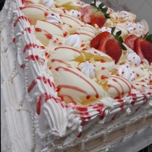 imagem do produto Chocolate branco com morango