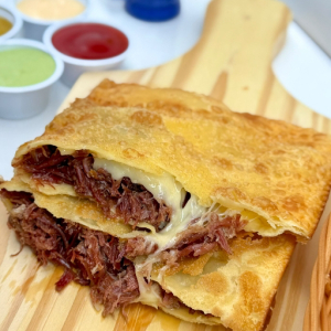 imagem do produto Pastel de carne seca com queijo