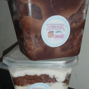 imagem do produto Massa branca - Recheio: Creme de morango