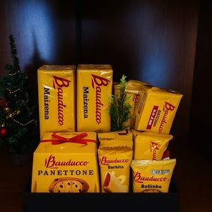 imagem do produto Cesta de natal da bauducco P