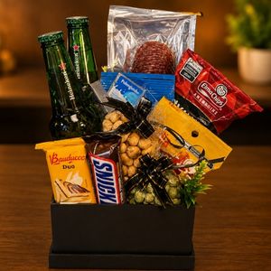 imagem do produto Cesta Petisco Com Cerveja (Tamanho 15x15x15)