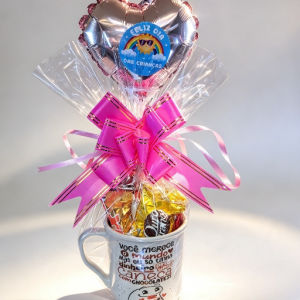 imagem do produto Caneca com chocolates laço rosa