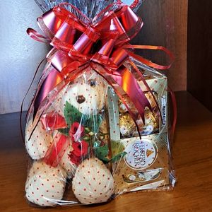 imagem do produto Urso de pelucia com ferrero 