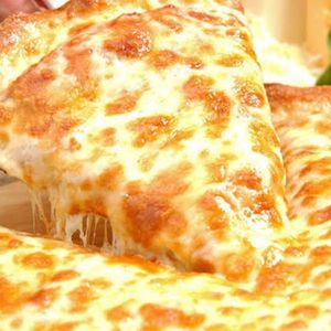 imagem do produto Pizza cinco queijos