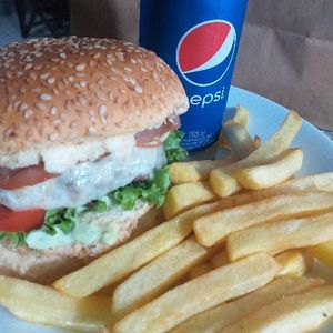 imagem do produto Burger Doritos Combo