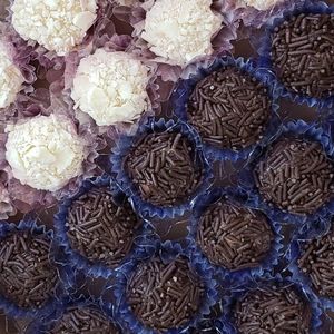 imagem do produto Brigadeiros gourmet 
