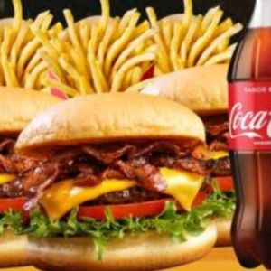 imagem do produto 4 X Tudo+ 4 Fritas+ Coca de 1L 