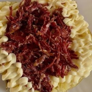 imagem do produto Batata Recheada de Carne Seca c catupiry.