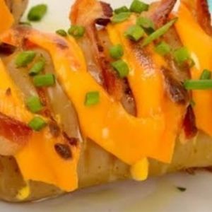 imagem do produto Batata recheada de frango c bacon e cheddar