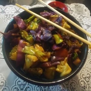 imagem do produto YAKISSOBA VEGETARIANA (750 gramas)