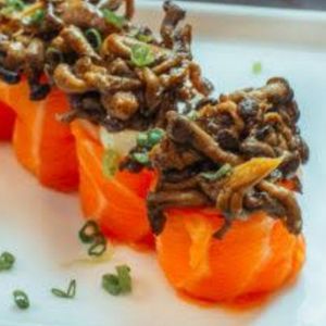 imagem do produto Joy Salmão cru com shimeji 