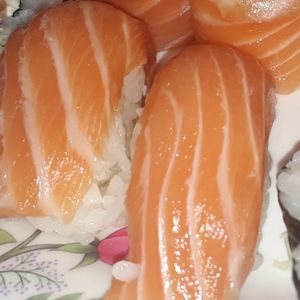imagem do produto NIGUIRI DE SALMÃO 