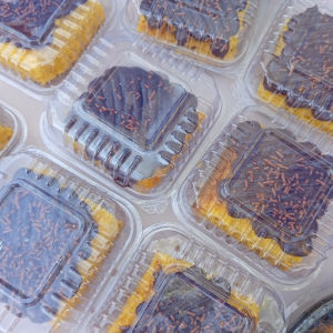 imagem do produto Fatia de bolo de cenoura com chocolate