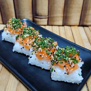 imagem do produto Baterá de Salmão (4 uni.)