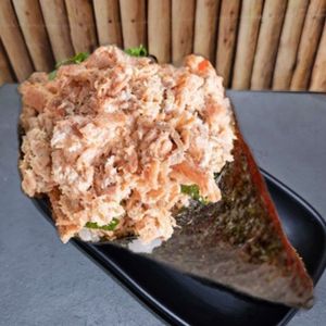 imagem do produto Temaki Salmão Grelhado (MÉDIO)