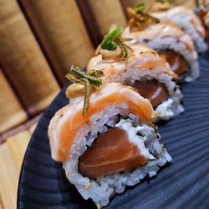 imagem do produto Uramaki Filadélfia Especial (4 uni.)