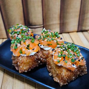 imagem do produto Crispy Rice Salmão  (4 uni.)