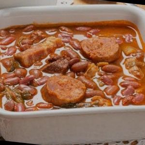 imagem do produto Porção de feijão com calabresa.