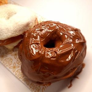 imagem do produto Donuts de chocolate preto