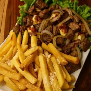 imagem do produto Carne de sol com queijo coalho e batata frita 