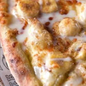 imagem do produto Pizza de banana com leite condensado 