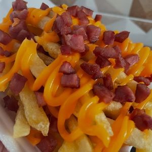 imagem do produto Batata frica com Calabresa e cheddar