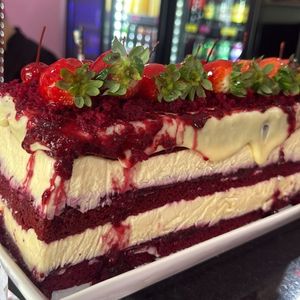 imagem do produto Red Velvet em fatia!