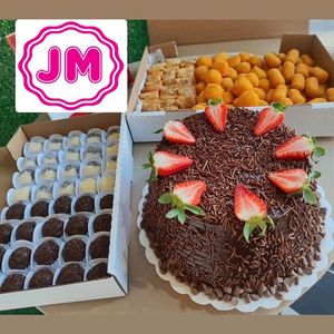 imagem do produto KIT FESTA 12/15 PESSOAS