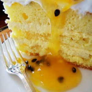 imagem do produto Bolo de mousse de maracujá 