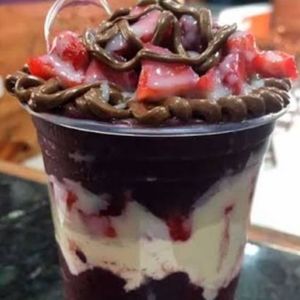 imagem do produto Açaí gourmet no copo 750 ml