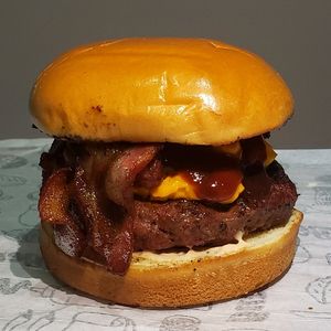 imagem do produto Bacon Cheddar + batata + refrigerante 350ml