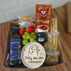 imagem do produto Cesta de cafe da manhã especial com frutas - KIDS