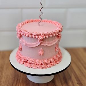 imagem do produto Bolo serve 10 fatias - adicione a quantidade Encomenda antecipada 5 dias