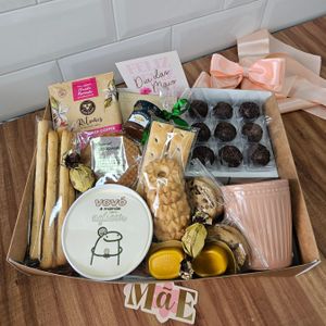 imagem do produto Delicias pro café com brigadeiros - com caneca