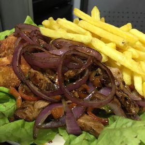 imagem do produto Fritas  com filé  acebolado 