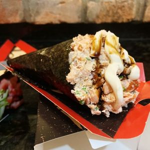 imagem do produto TEMAKI DE SALMÃO GRELHADO 
