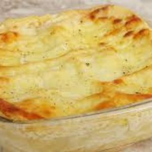 imagem do produto Lasanha de queijo com presunto .G.
