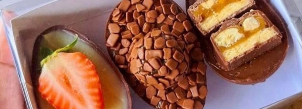 Delícia's da Monica logo