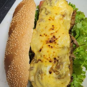 imagem do produto KOMBO ROMANA 1 LANCHE MAS REFRI 350 ML SABORES