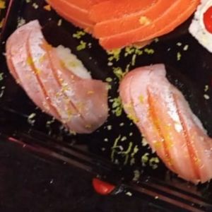 imagem do produto Niguiri salmão (6 peças)