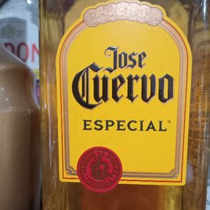 imagem do produto Tequila jose cuervo ouro 750ml