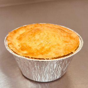 imagem do produto EMPADA DE FRANGO REFOGADO COM CREAM CHEESE 