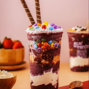 imagem do produto Copo açaí acompanha grátis 700ml