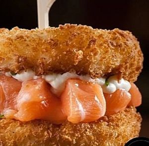 imagem do produto 🍔 Sushi Burger Salmão Cru Simples