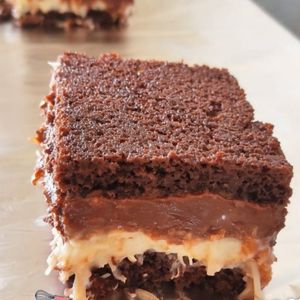 imagem do produto BOLO GELADO -COCO COM BRIGADEIRO (PRESTÍGIO)