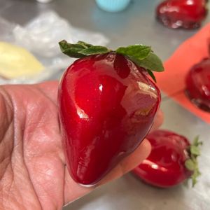 imagem do produto MORANGO DO AMOR