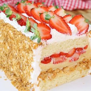 imagem do produto Bolo folhado de morango 