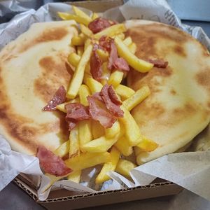 imagem do produto Combo 3 ( 2 bauru+1 batata)