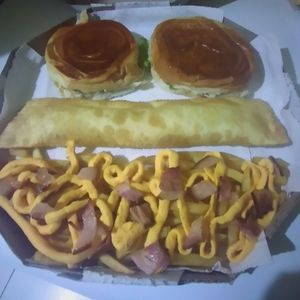 imagem do produto Combo 4( 2 hambúrguer+1 pastel+1 batata)